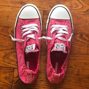 Women’s pink converse size 11